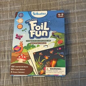 Foil Fun Bugs & Butterflies Craft Set